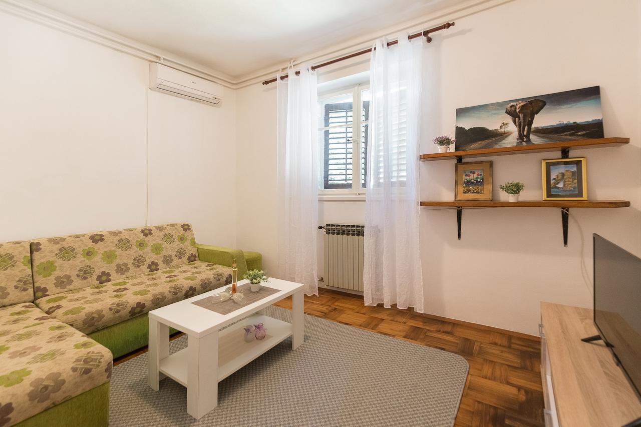 Apartment Tranquilo Garden ドゥブロブニク エクステリア 写真